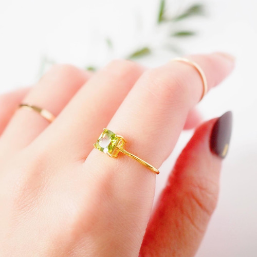重ねづけできる ⭐︎18KGP 天然石ペリドットのシンプルリング 指輪