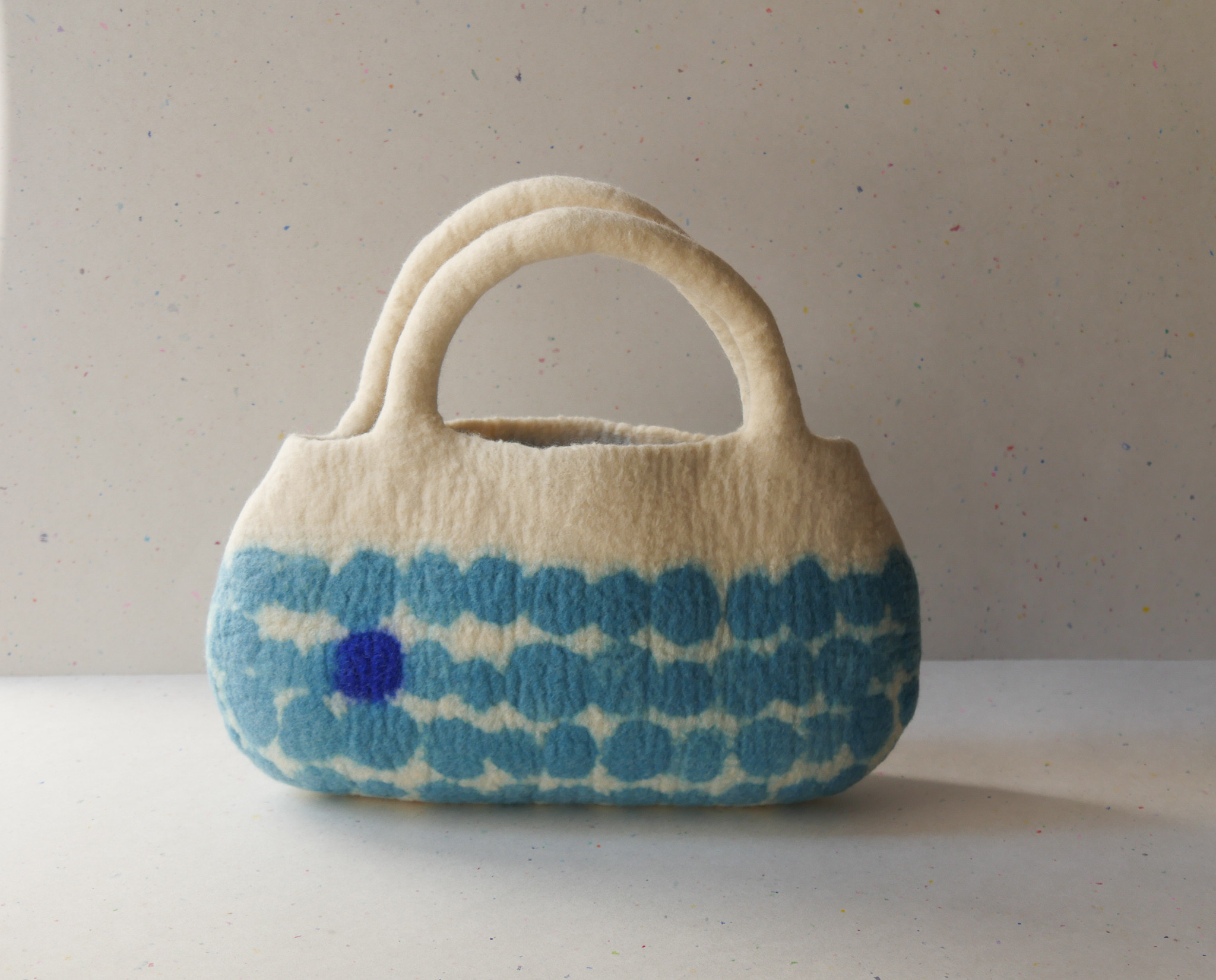 フェルトバッグ　水の玉