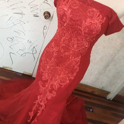 美品！ウエディングドレス 赤 カラードレス ワインレッド  マーメイドライン 繊細レース 6枚目の画像
