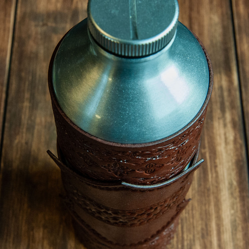 ハーレーダビッドソンにぜひ！ガソリン携行缶1L&本革製