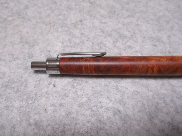 本花梨瘤　ブドウ杢　キヌカオイル仕上げ　木軸ボールペン(シャープペンシル)　 9枚目の画像