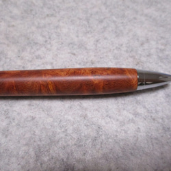 本花梨瘤　ブドウ杢　キヌカオイル仕上げ　木軸ボールペン(シャープペンシル)　 10枚目の画像