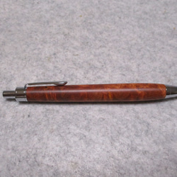本花梨瘤　ブドウ杢　キヌカオイル仕上げ　木軸ボールペン(シャープペンシル)　 4枚目の画像