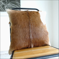 毛皮クッションカバー PUTI-34 ハラコ 天然皮革 ハンドメイド 正方形 北欧 本皮 手作り レトロ調 エスニック 1枚目の画像