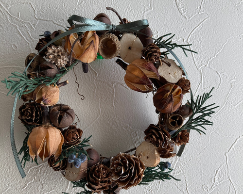 静かな小さなリース 静かな小さなリース