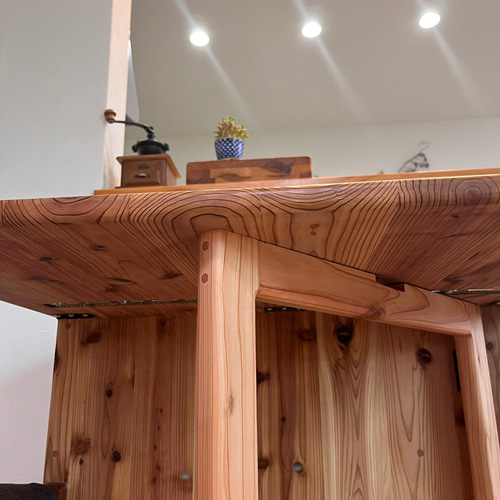 国産杉のバタフライテーブル】角が丸く安心安全 折り畳み カフェ