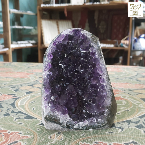 アメジストドーム 約50cm 約13kg ヒビあり モリオン アメジストドーム 約50cm 約13kg ヒビあり モリオン アメジスト