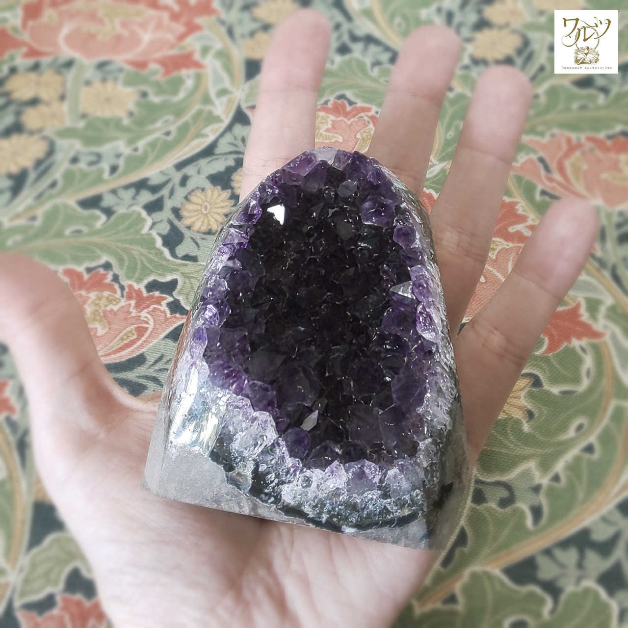 アメジストドーム 約50cm 約13kg ヒビあり モリオン アメジストドーム 約50cm 約13kg ヒビあり モリオン アメジスト