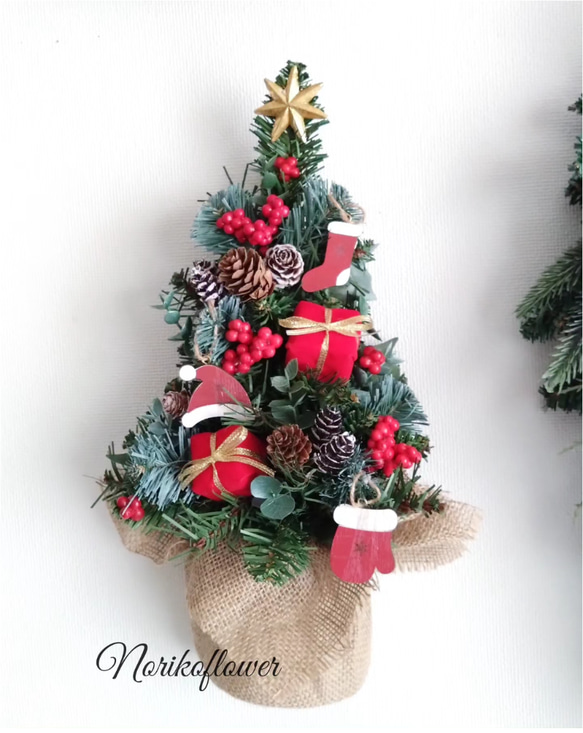 かわいいオーナメントのウォールデコツリー　壁掛けクリスマスツリー　35㎝　かわいいクリスマスツリー　ウォールツリー　 3枚目の画像