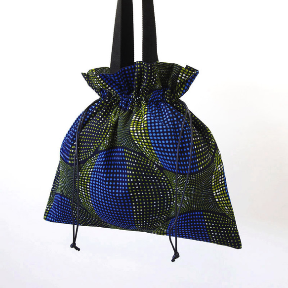 アフリカ布の巾着バッグ（アフリカンプリント）トート 大きめ 2枚目の画像