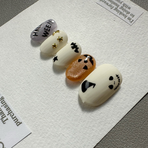 光るハロウィンブラックマグネットニュアンスネイル お化け かぼちゃ