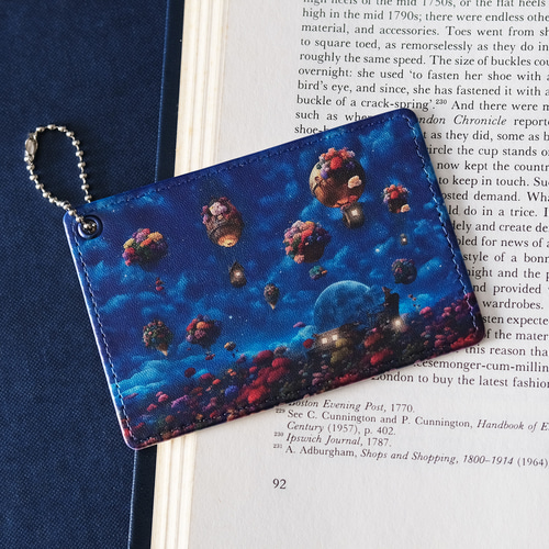 リールストラップ付き パスケース（小） 星空と夜空の幻想的な風景を