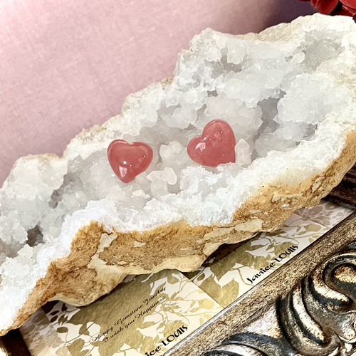 ジオード水晶☆クリスタルベッド882g《素早い浄化とパワー