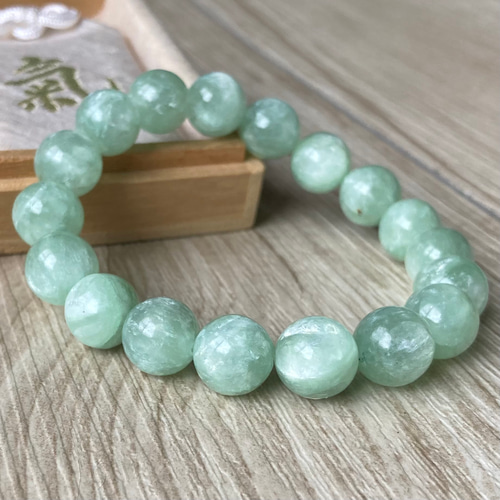 希望の石で未来へ導かれる/ミントグリーンマイカ/パワー 天然石