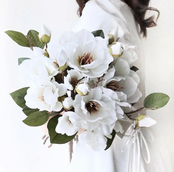 ★刺繍フレーム★ マグノリアページ 秋の北欧の森を行くヘラジカ ベリーとキノコに囲まれて 北欧刺繍