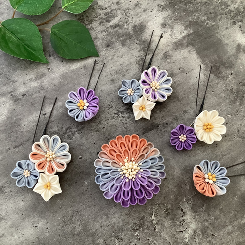 つまみ細工 髪飾り】シルク手染め 大人女子のグラデーション 成人式  