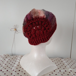 スーパーイマジネーションという糸に、花モチーフを編みつけた、帽子～～！！Ｄ 4枚目の画像