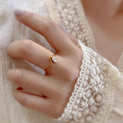 ☆CICI☆18kgp 雫CZダイヤ V字 指輪 リング ピンキーリング つけっ