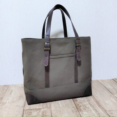 帆布×本革仕切りトートバッグ(オールドカーキ) トートバッグ