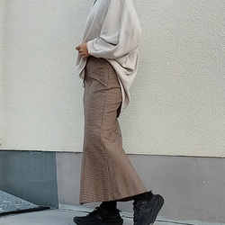 日本製　軽くて暖かい　マーメイドスカート　タイトスカート 2枚目の画像