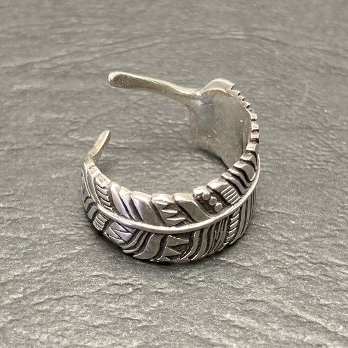 ANOTHER FEATHER : リング RG-02 , KAZEKIRI FEATHER RING (18K GOLD ACCENT) / K18メタル