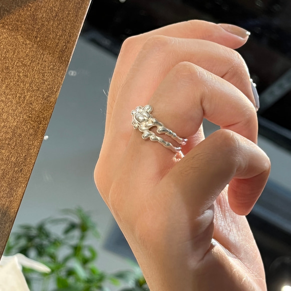 【巧合 - Coincidence 】925銀燒白效果手作銀飾戒指 NO.1(Φ16.6 mm) 第2張的照片