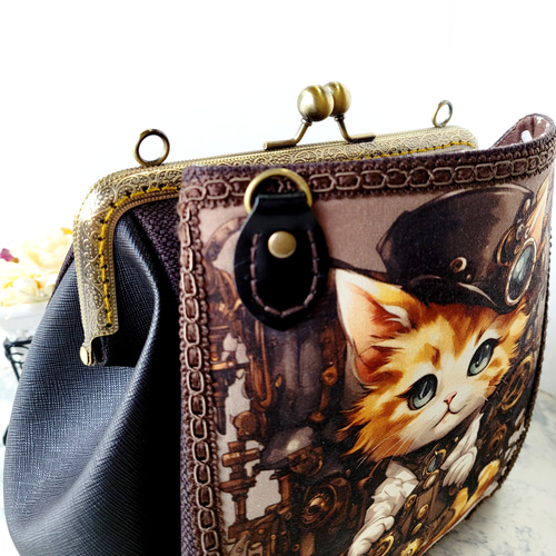 マチ付きあおりポケットのがま口ショルダー(スチームパンクな猫⑵