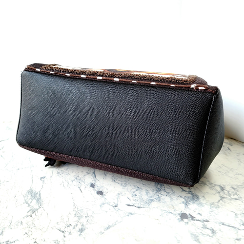 マチ付きあおりポケットのがま口ショルダー(スチームパンクな猫⑵