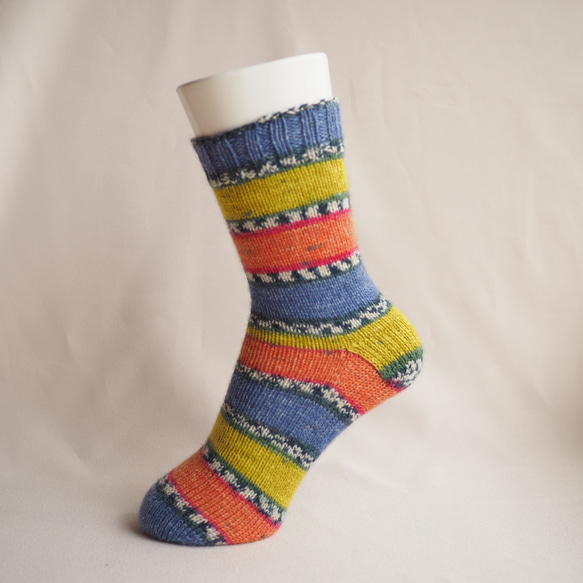 手編みの靴下（Opalソックヤーン・ビューティー） 2枚目の画像