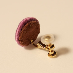 刺繍イヤリング treasure (purple) サージカルステンレス 6枚目の画像