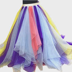 一套衣服多種顏色！婚紗罩裙適用於彩色禮服閃光閃亮透明紗預先拍攝 第1張的照片