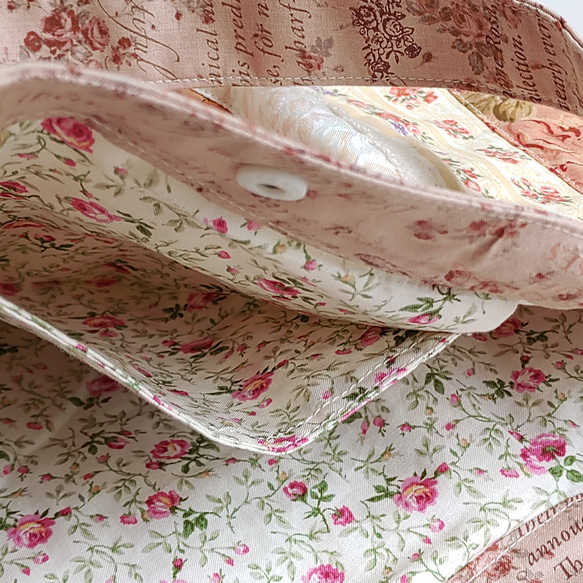 薔薇のトートバッグ(A4サイズ)★ベージュ･ブラウン系パッチワークバッグ★ミニポーチ付【Creema限定】 12枚目の画像