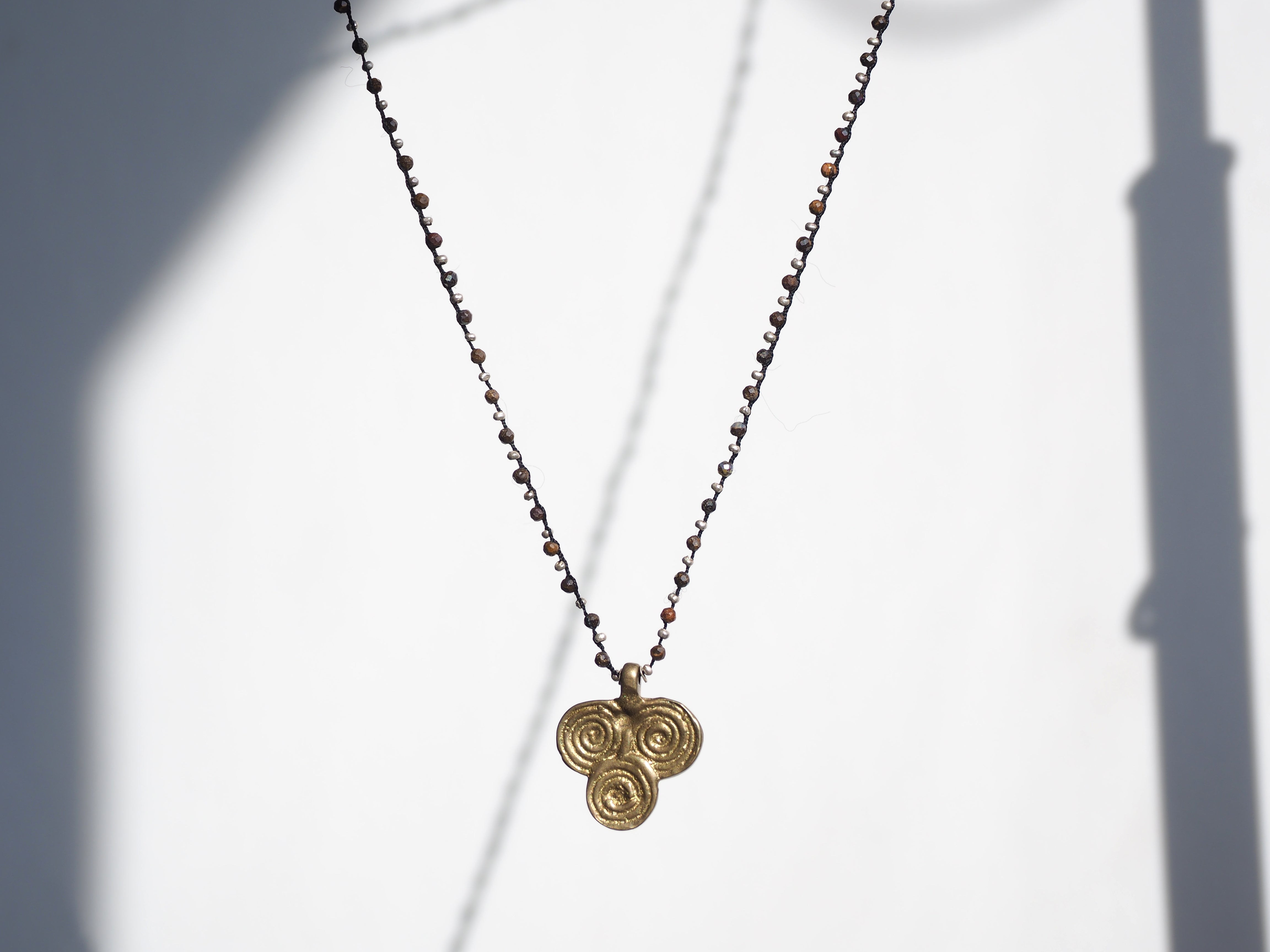 brass charm pendant -boulder Opal・silver-