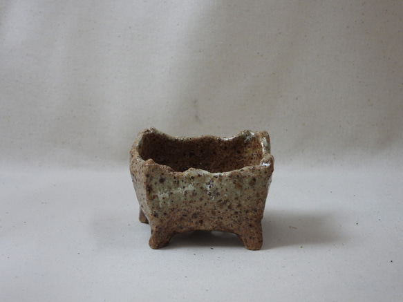 小さな陶製植木鉢＋ 3枚目の画像