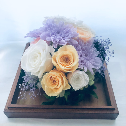 プリザーブドフラワー/正方形のガラスボックスアレンジ プリザーブド