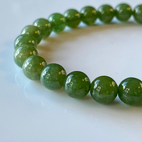 高品質 アイドクレース ガーネット 結晶入り 光波動ブレスレット B1023