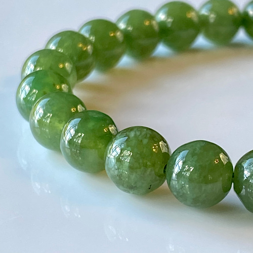 高品質 アイドクレース ガーネット 結晶入り 光波動ブレスレット B1023