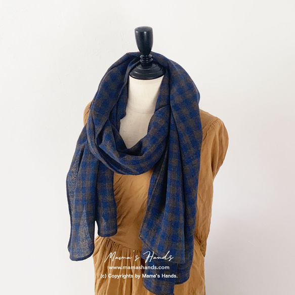 ★僅限2件★時尚薄紗羊毛藍x棕格紋優質秋冬披肩 第3張的照片