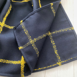 ⭐️2点売れました⭐️おしゃれな ネイビー 黒 ブラック 黄色 チェック 薄手 ナチュラル ウール 秋 冬 ストール 4枚目の画像