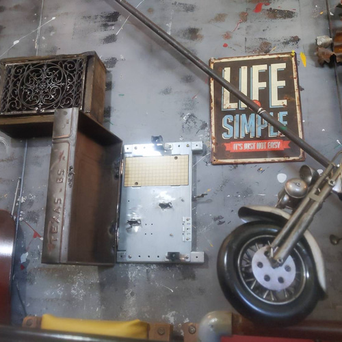 ヴィンテージウッドがクールなキーボックス アメリカンヴィンテージを  