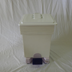 足踏み式　ゴミ箱　業務用　　45Ⅼ　医療用廃棄物ホルダー使用 3枚目の画像