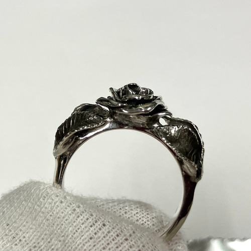 薔薇リング 11号サイズ 薔薇アクセサリー 記念日 プレゼント 誕生日 ご