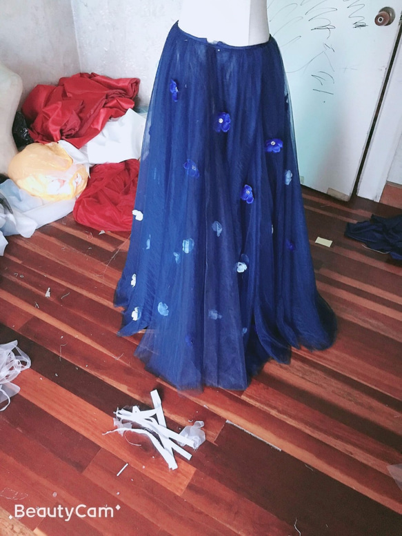 優雅海軍藍罩裙 婚紗罩裙 變色 4 層 第2張的照片