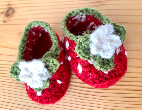 ベビー　ソックス　シューズ(いちご)             Baby Socks Shoes (Strawberry) 1枚目の画像