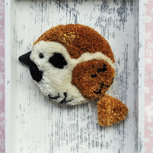 雀の刺繍ブローチ スズメ すずめ ブローチ haniho 通販｜Creema 