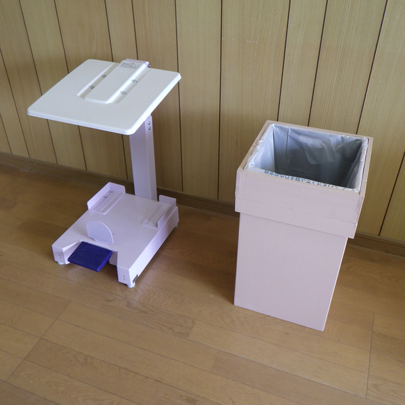 足踏み式　ゴミ箱　業務用　　30Ⅼ　医療用廃棄物ホルダー使用 2枚目の画像