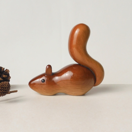 木製リスの置物 リス （木・動物・置物） squirrel / wood animal その他置物