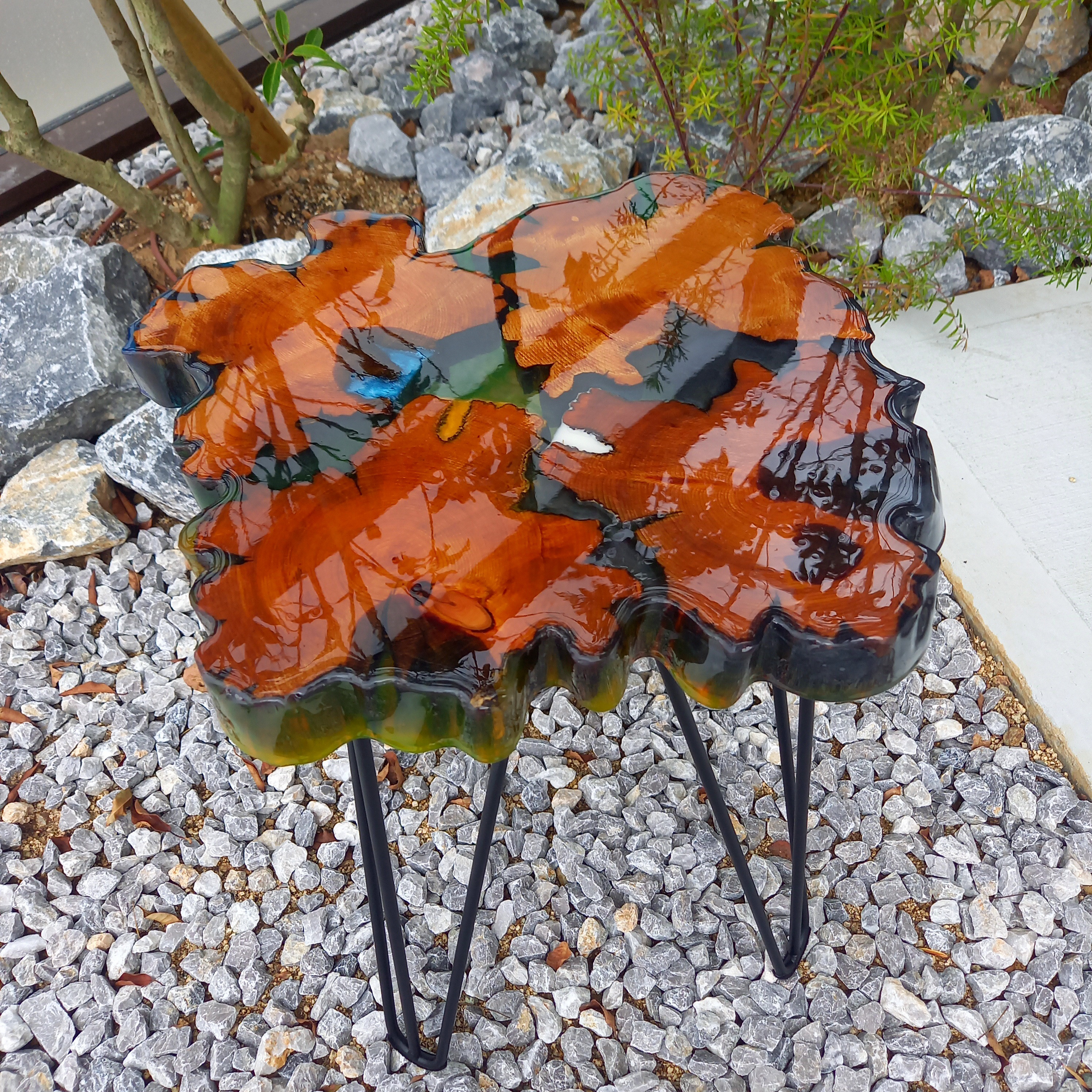 レジン　サイドテーブル　青森ヒバ