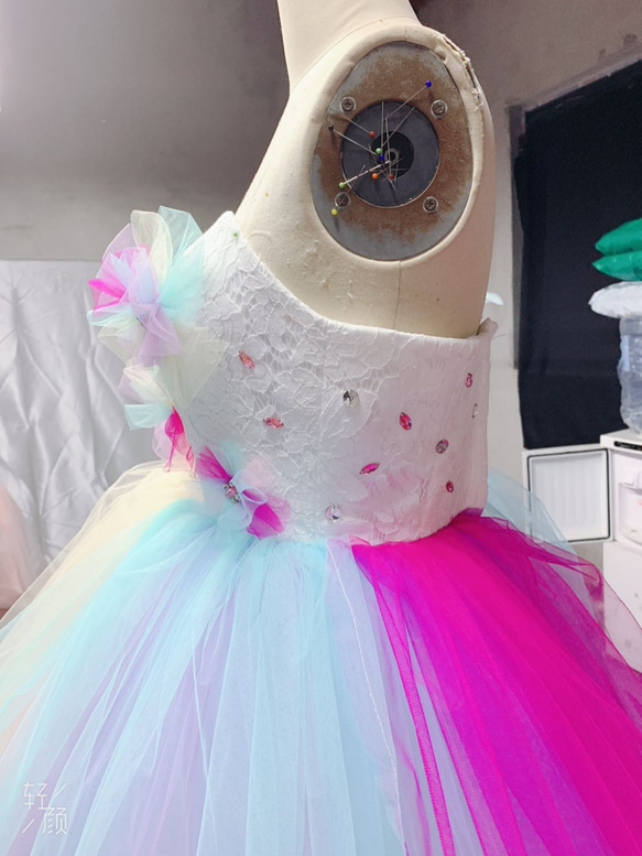 ウエディングドレス カラードレス用トップスのみ　デザイン変更可能　ビーズ　パール　レインボー　レース 3枚目の画像