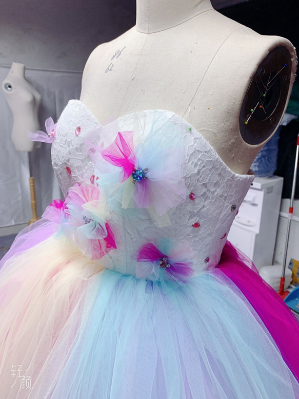 ウエディングドレス カラードレス用トップスのみ　デザイン変更可能　ビーズ　パール　レインボー　レース 4枚目の画像